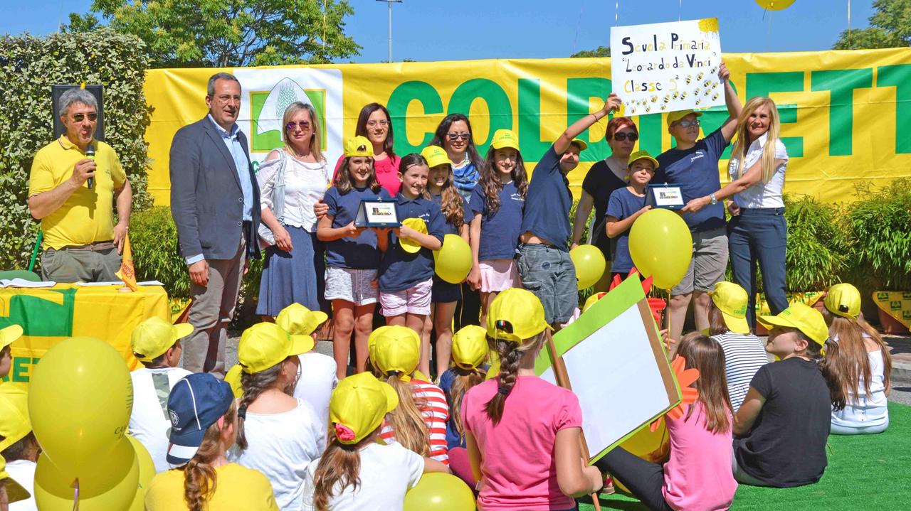 La classe 5 della primaria Leonardo da Vinci (foto Gori)