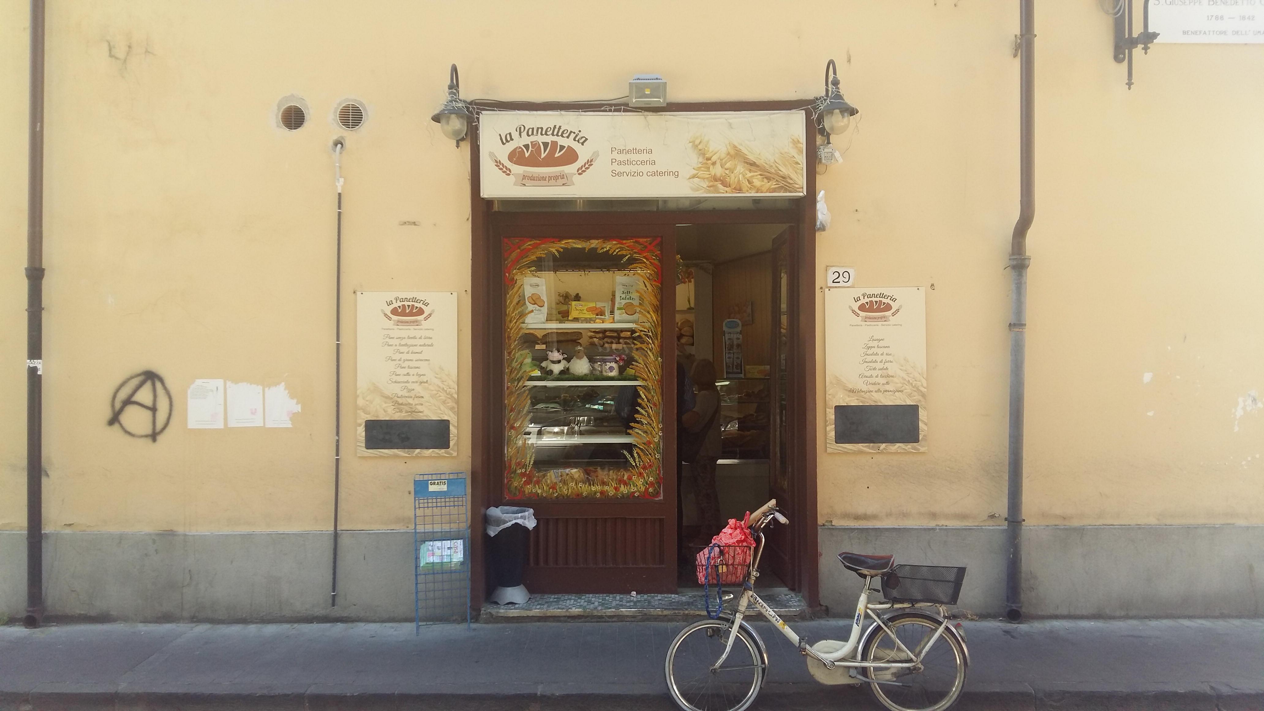 La panetteria rapinata sabato mattina
