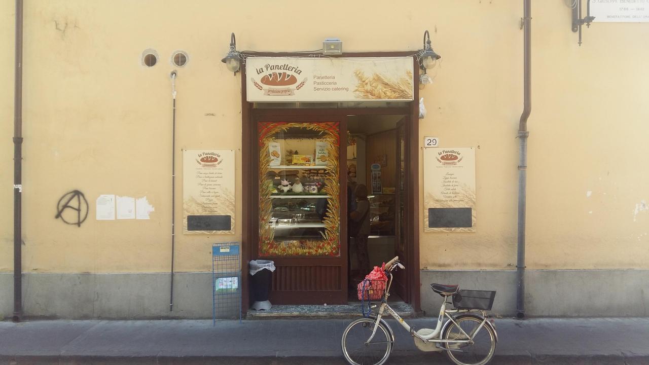 La panetteria rapinata sabato mattina