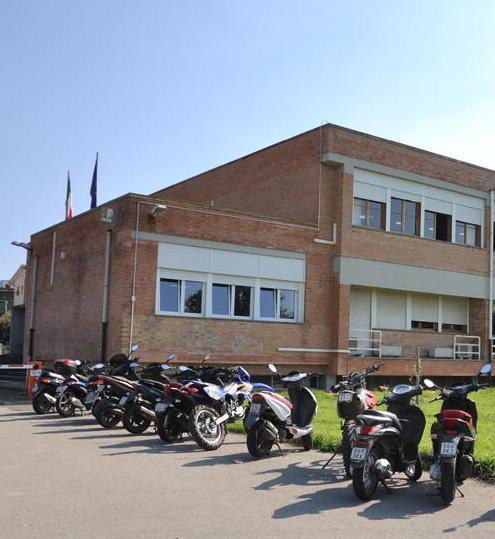 L'esterno dell'Istituto Mattei di Rosignano