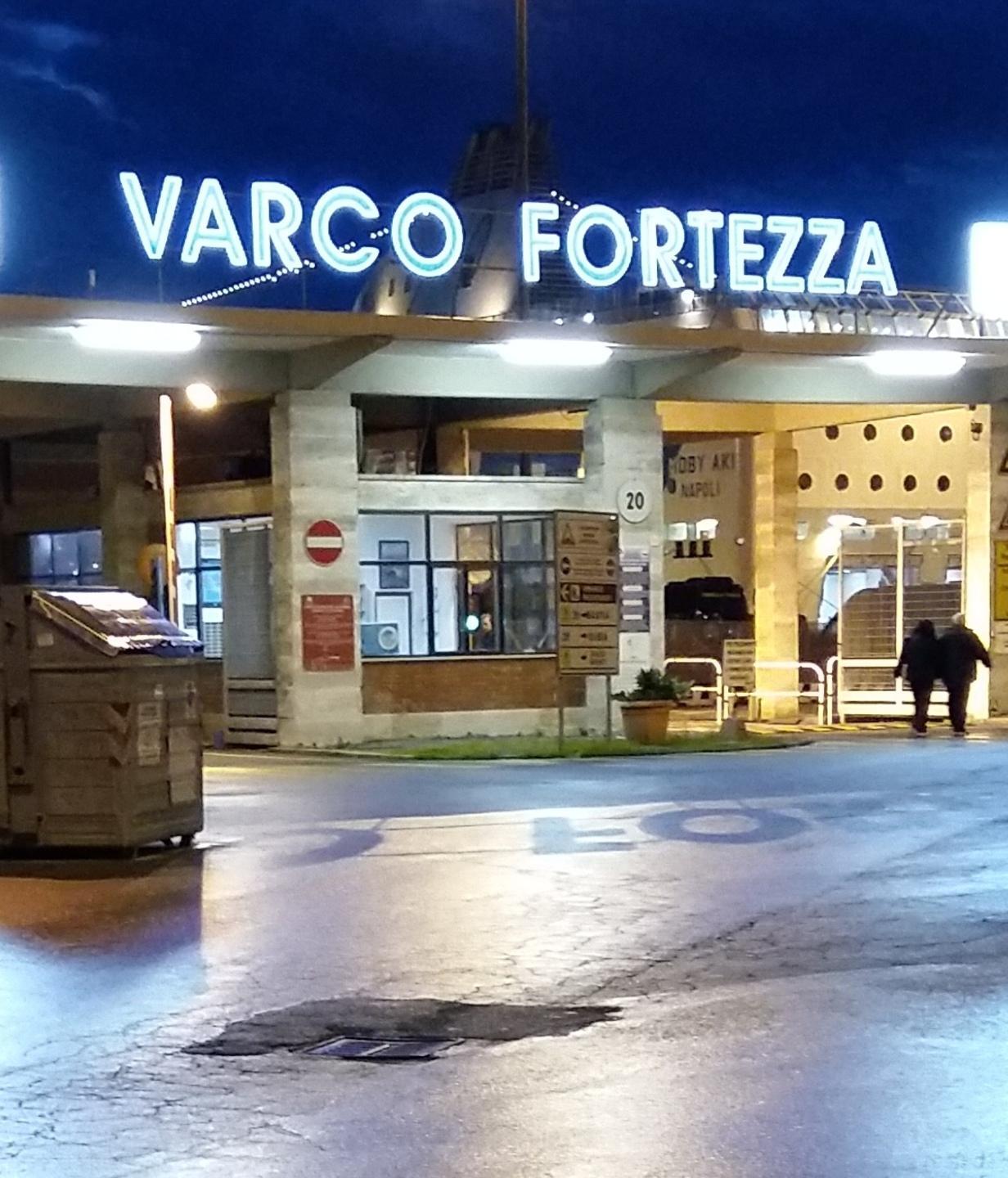 Porti e città: la svolta verde delle navi