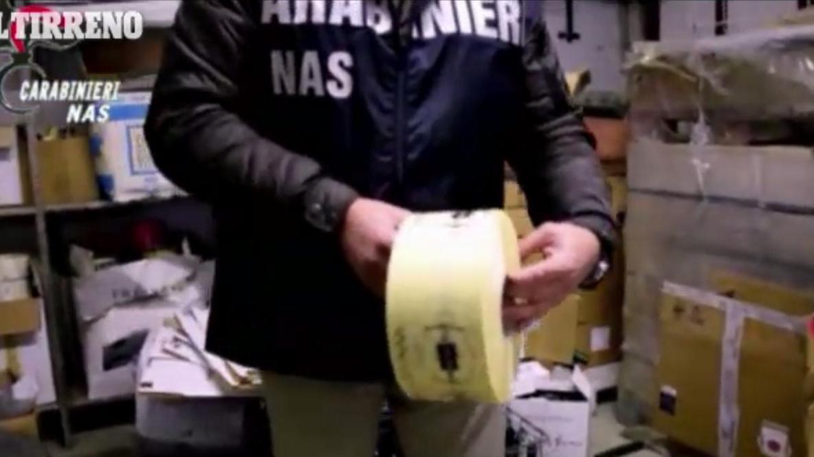 Vino truccato, viareggino nei guai