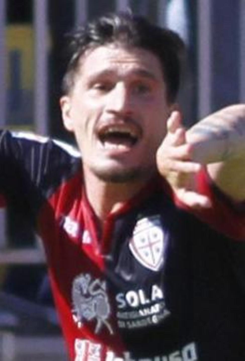 Il Milan non c’è, Cagliari da favola 