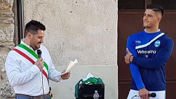 Tutta Toffia fa festa in piazza  per il ritorno a casa di Bonifazi