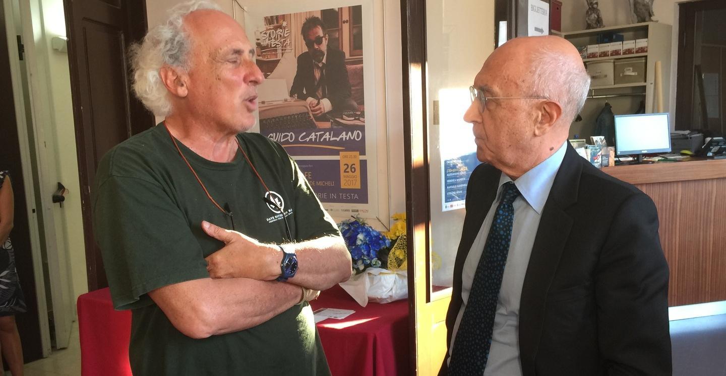 L’ex giudice e lo scrittore, l’ironia che insegna e fa pensare 