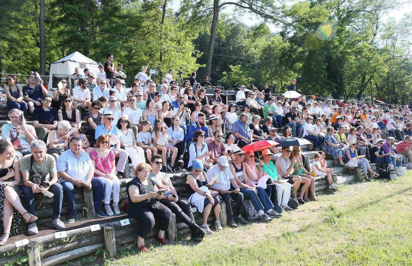 La “nuova” Matilde conquista il pubblico 