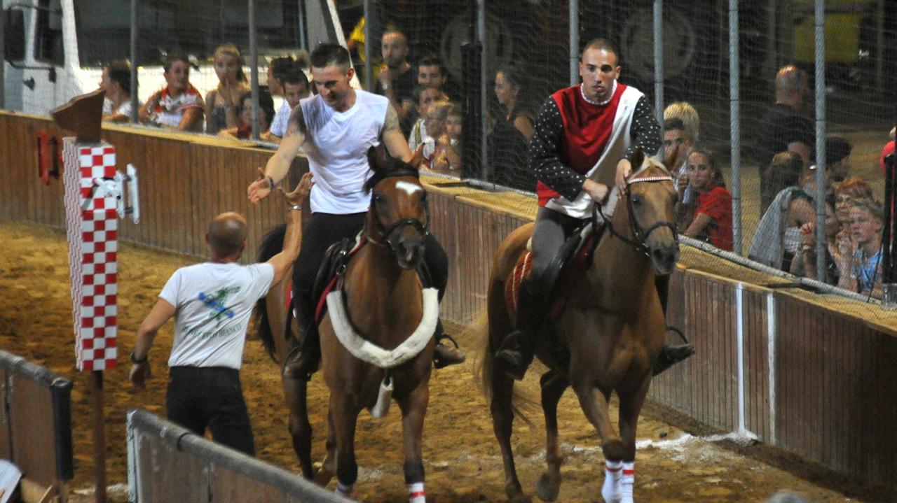 La Giostra dell'Orso 2016 (foto Lorenzo Gori)