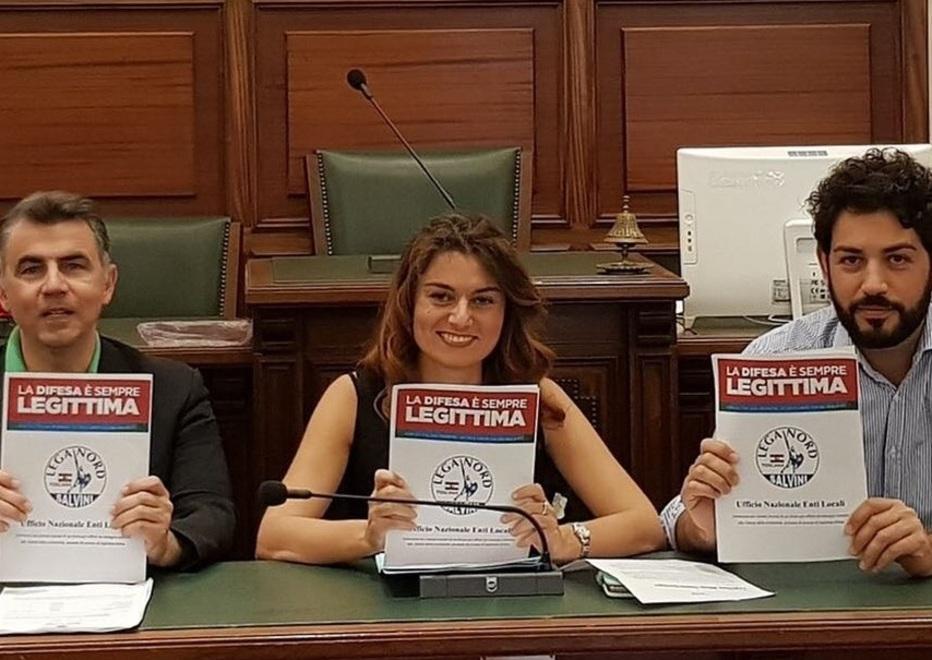 Legittima difesa, Cascina capofila dei Comuni leghisti 