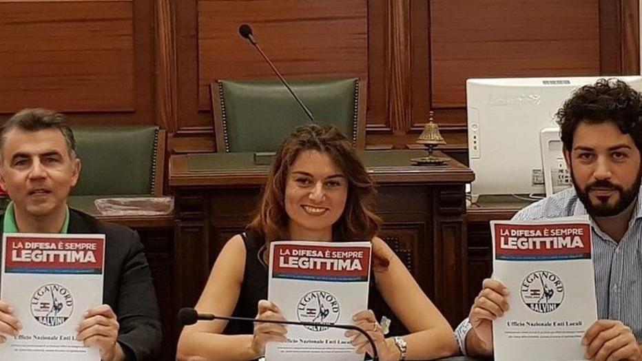 Legittima difesa, Cascina capofila dei Comuni leghisti