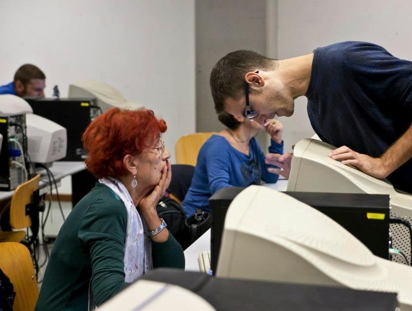 Lezioni di web per tutti, a casa propria 
