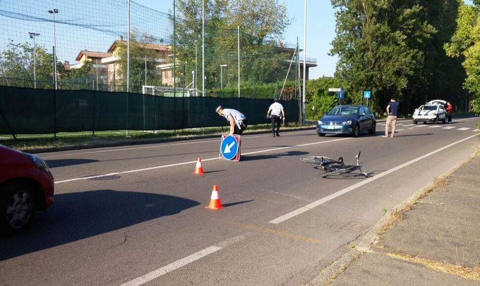Via Pavia: 13enne in bici travolta mentre sta andando a scuola