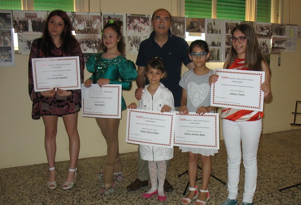 Arte e Spettacolo La coop assegna le borse di studio