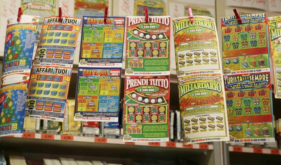Ruba 600 euro di “Gratta” il cliente va sotto processo 