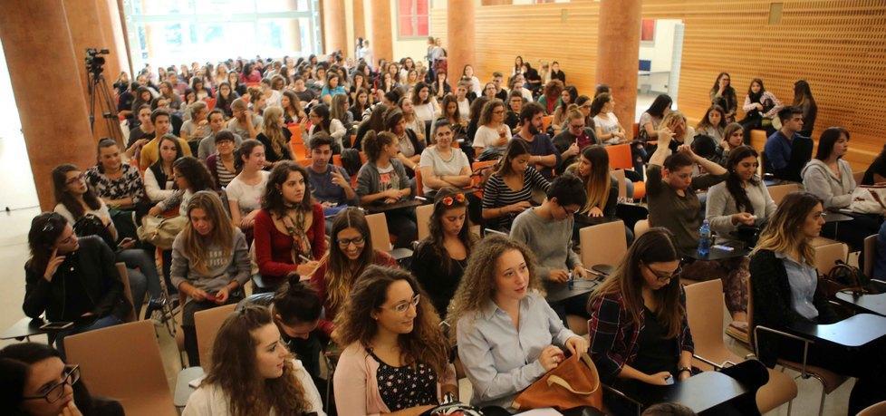 Unimore lancia Turnitin «Smaschera tesi copiate» 