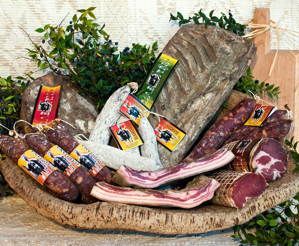 Il Salumificio Bardana fa incetta di premi e cresce 