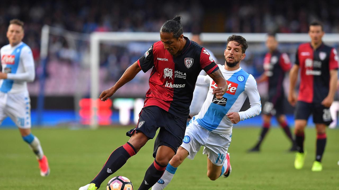 Il difensore portoghese Bruno Alves