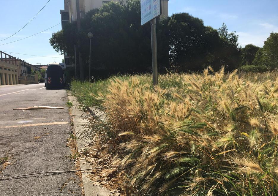 I marciapiedi ai Villaggi sono da rifare 