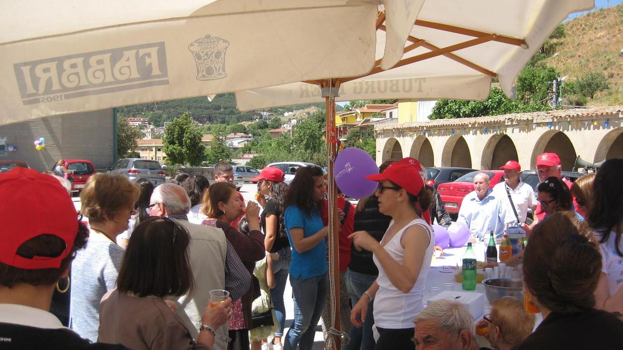 Anziani in festa nel santuario del Miracolo