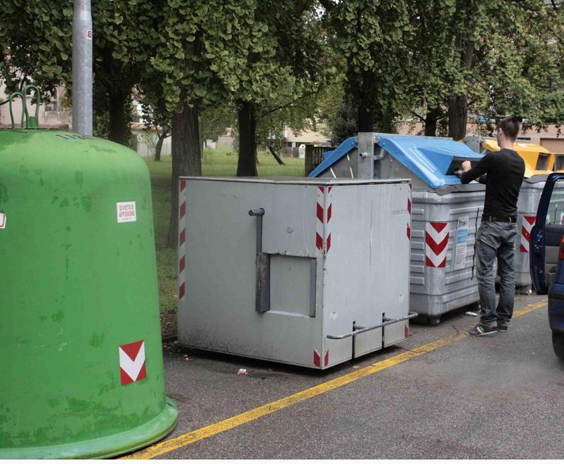 Cambia la raccolta rifiuti: arriva il porta a porta  