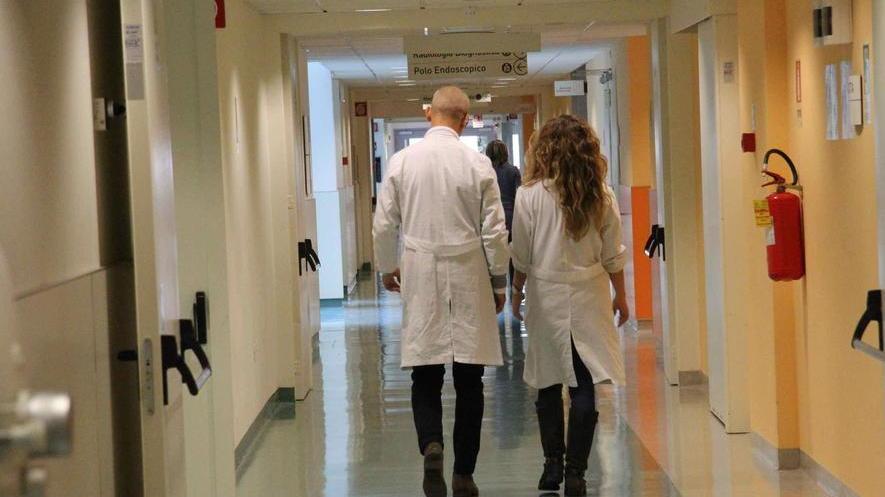Stipendi bassi ai medici «Promesse non mantenute»