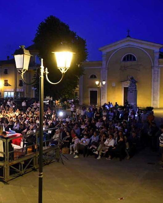 I candidati sul palco di Avenza: dalla partecipazione al recupero 
