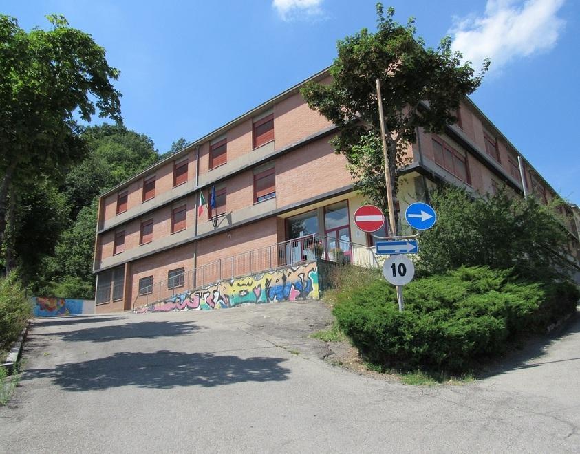 Settimana corta alle medie Pavullo si divide e medita 