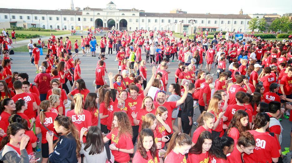 Novemila podisti di corsa all’alba per la “Run 5.30”