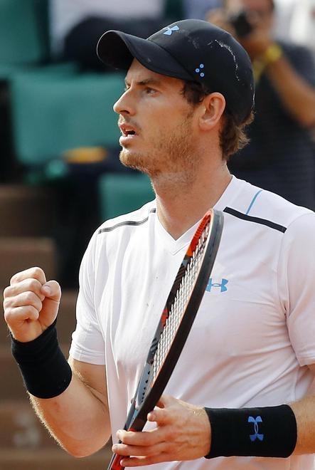 Fognini vince il derby con Seppi, Murray va avanti con il brivido