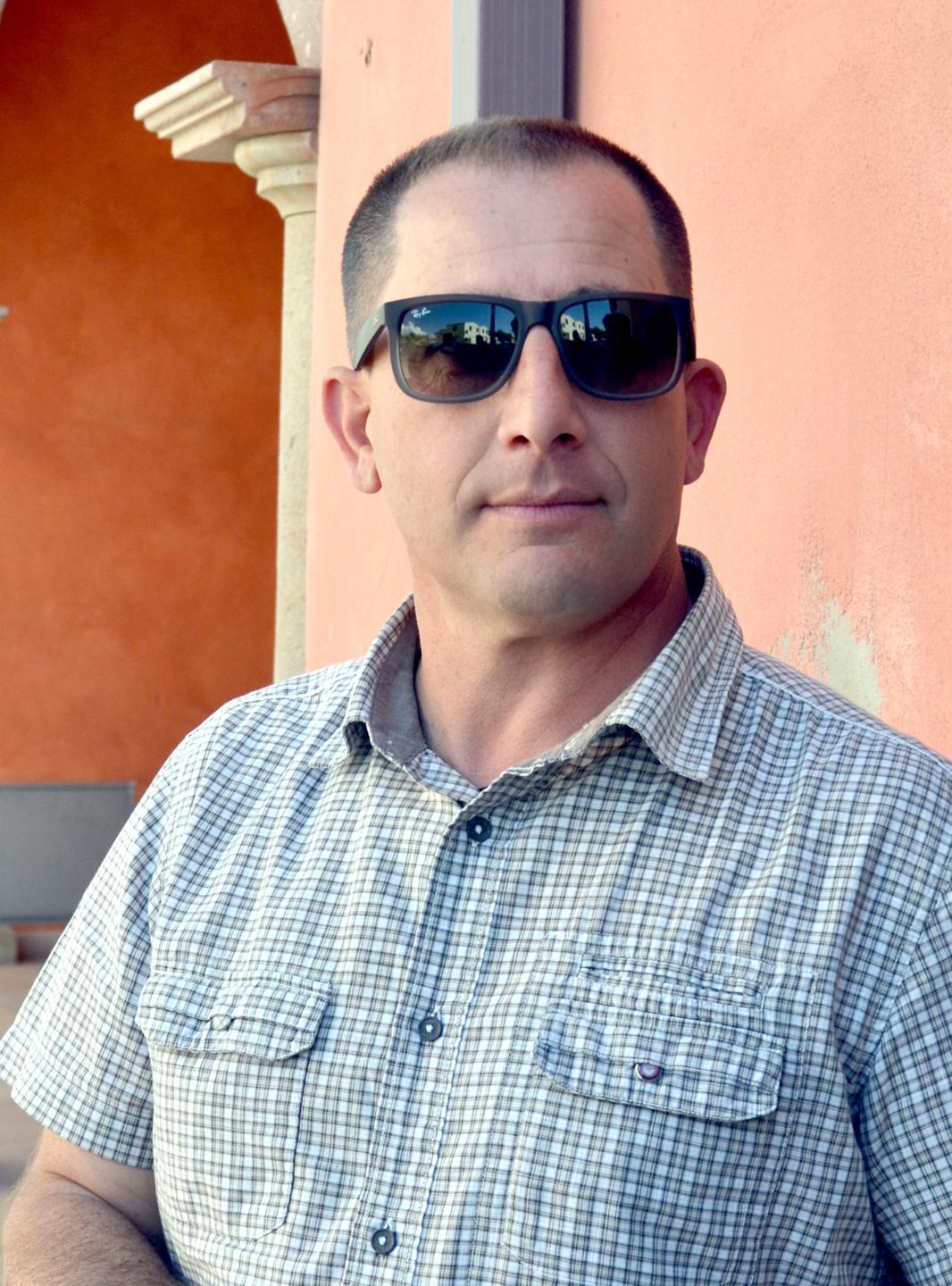 Cartuccia sulle urne Nel mirino la moglie del candidato sindaco 
