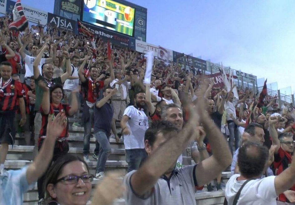 È Lucchese-mania  Curva quasi esaurita 