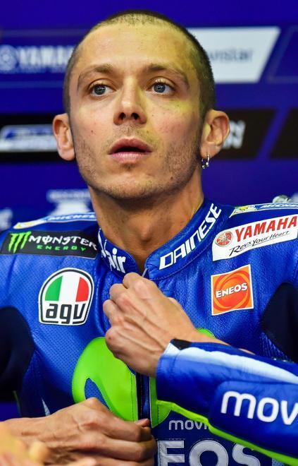 Rossi più forte del dolore: in pista al Mugello 
