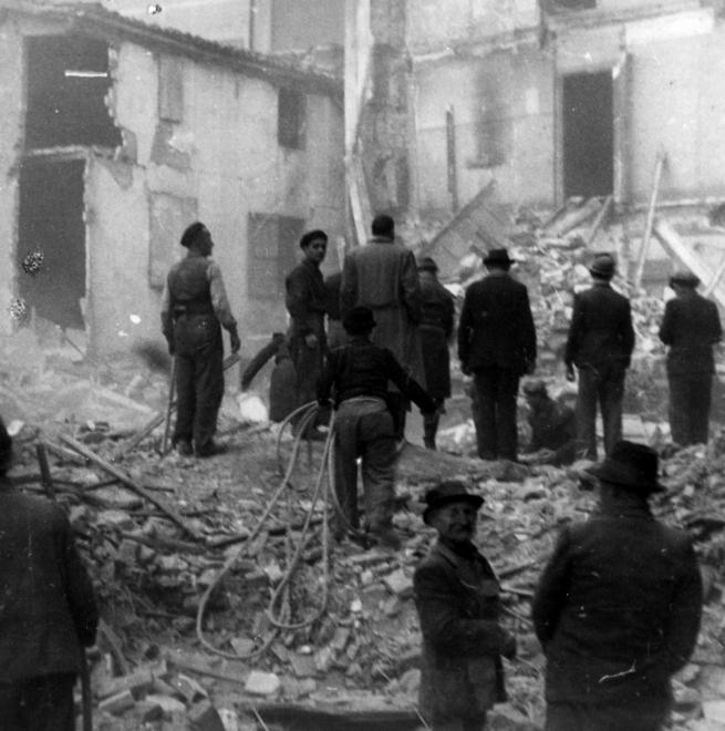 Santa Croce: quel che resta del “pòpol giost”  