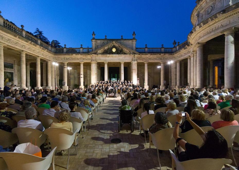Estate Regina inizia con il tutto esaurito 