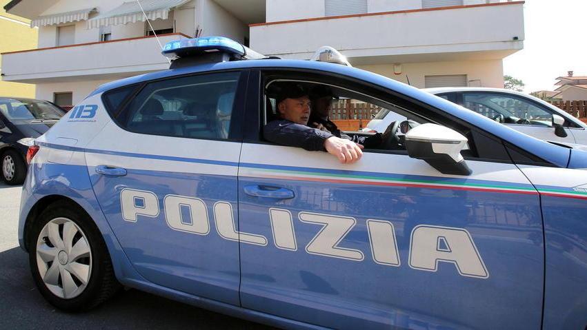 «Derubati con l’ipnosi» Caccia a due giovani ladre