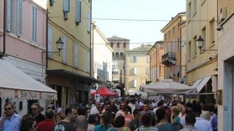 È tempo di ciliegie: domenica con stand, cultura e buon cibo