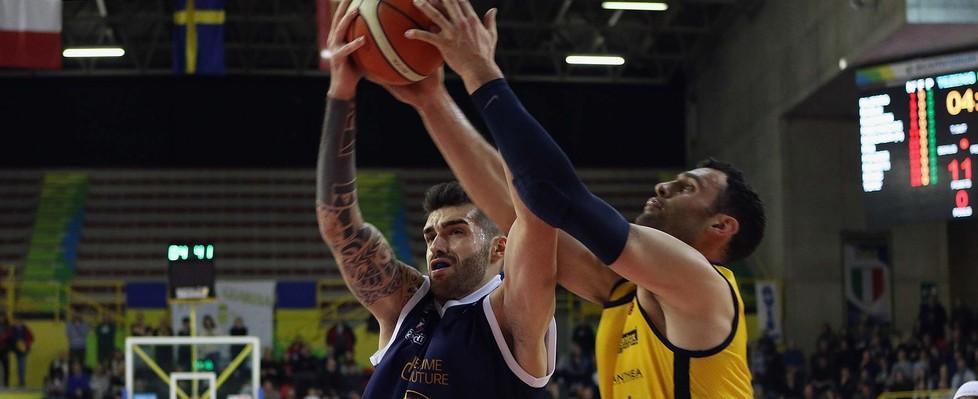 Golden, la “combo guard” sul taccuino. Per la regia c’è Moreno