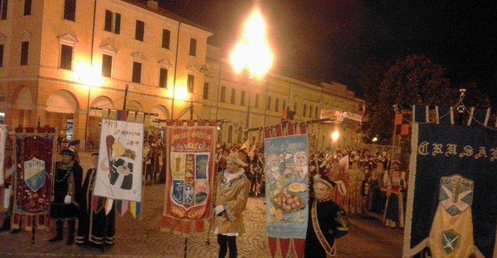 Cerimonia sentita per il Palio E primo premio al Furnas