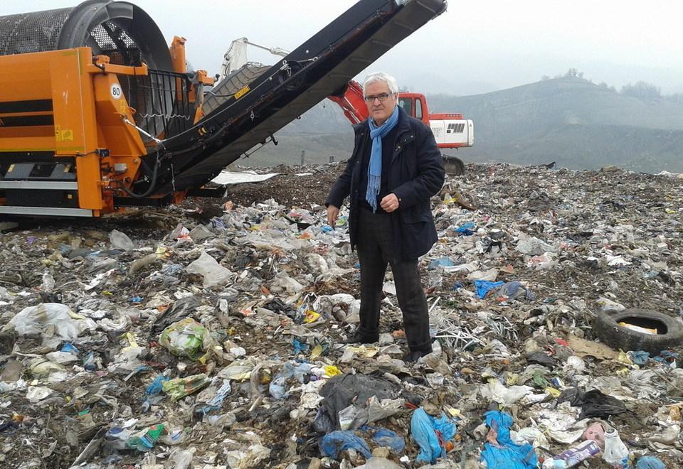«Nella discarica non vogliamo più rifiuti» 