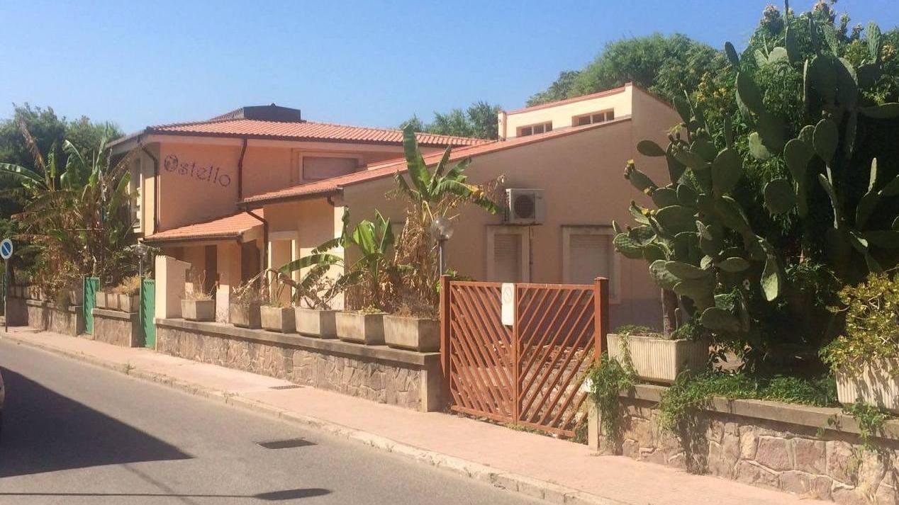 L’Ostello al Comune per un euro