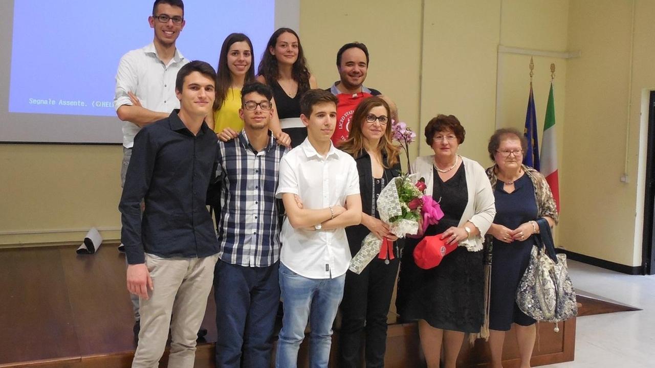 Brillano alle Olimpiadi della Cultura, festeggiati i liceali