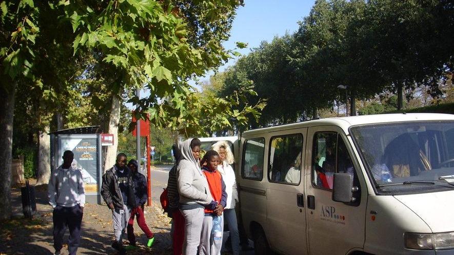 Profughi, tre nuovi alloggi, emergenza fino a metà mese