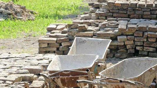 Antica peschiera del Duca, restyling nel sottomura