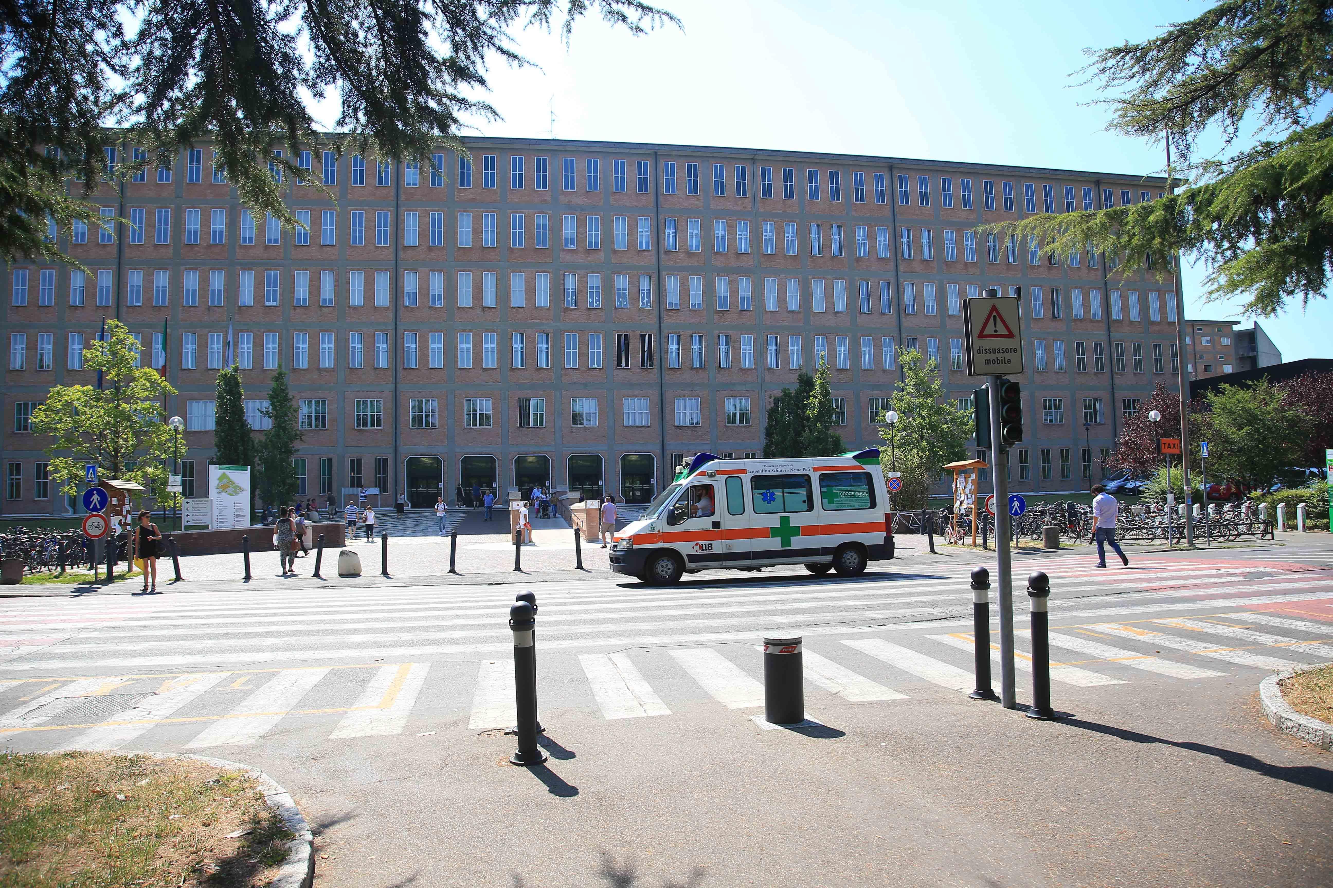 Sanità a Reggio Emilia, sos della Cgil su ambulanze e pronto soccorso