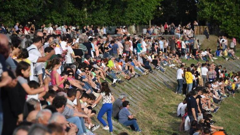 Oltrarno vince la regata storica