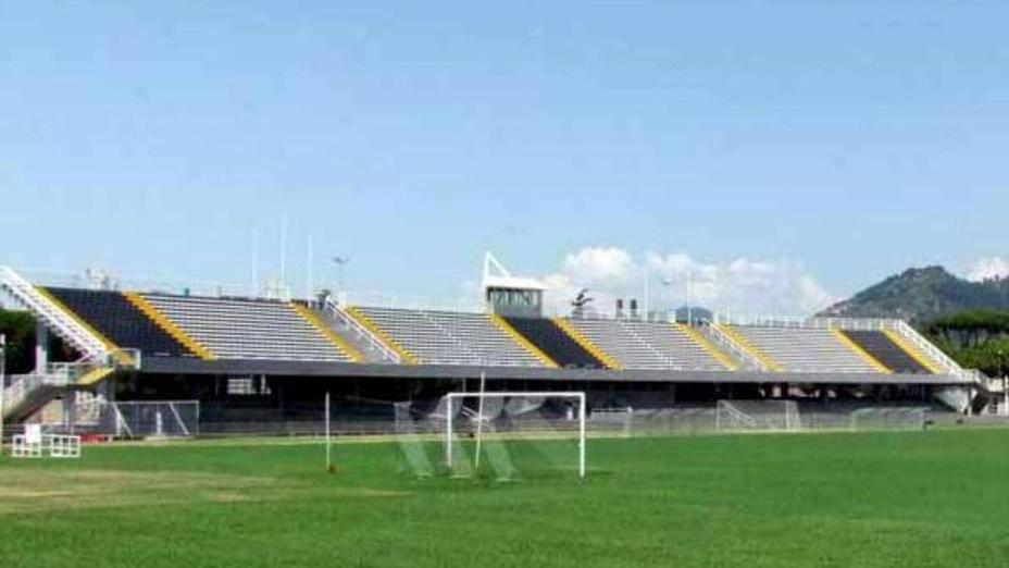 Oliveti, lo stadio ha bisogno di un restyling
