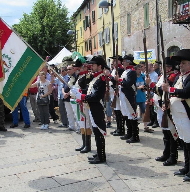 Jeep, bersaglieri e Guardia civica a Serra 