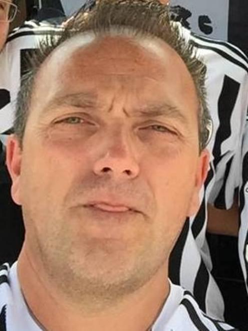 Nelle sfide coi biancazzurri il cuore diviso a metà 