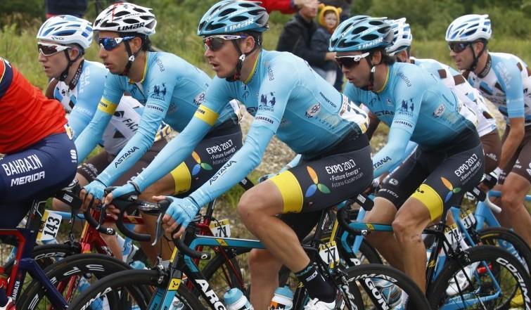 Fabio Aru, prime pedalate e una maglia da capitano 