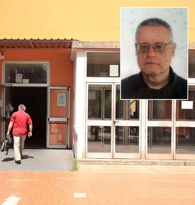 Crolla sulla cattedra Il prof muore davanti agli studenti 