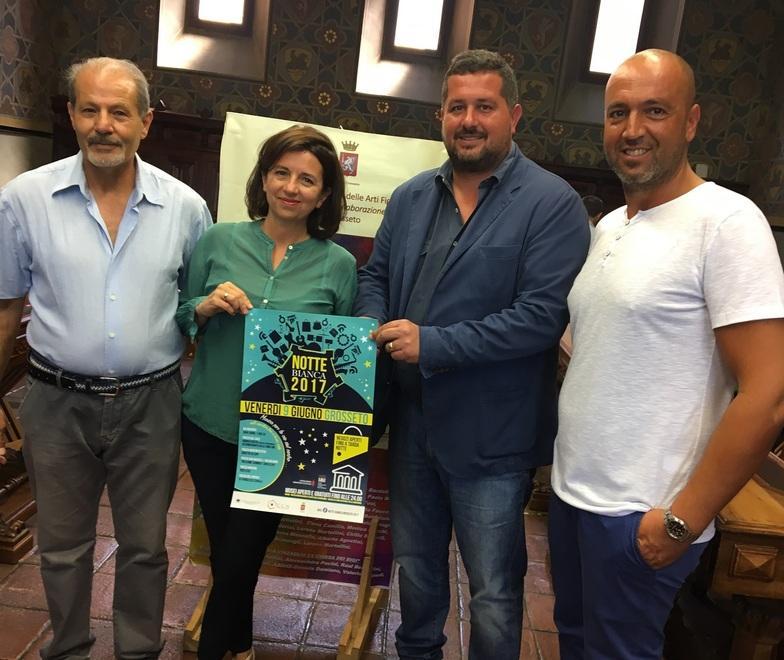 La svolta di MaremmArtExpò «Basta con butteri e girasoli»